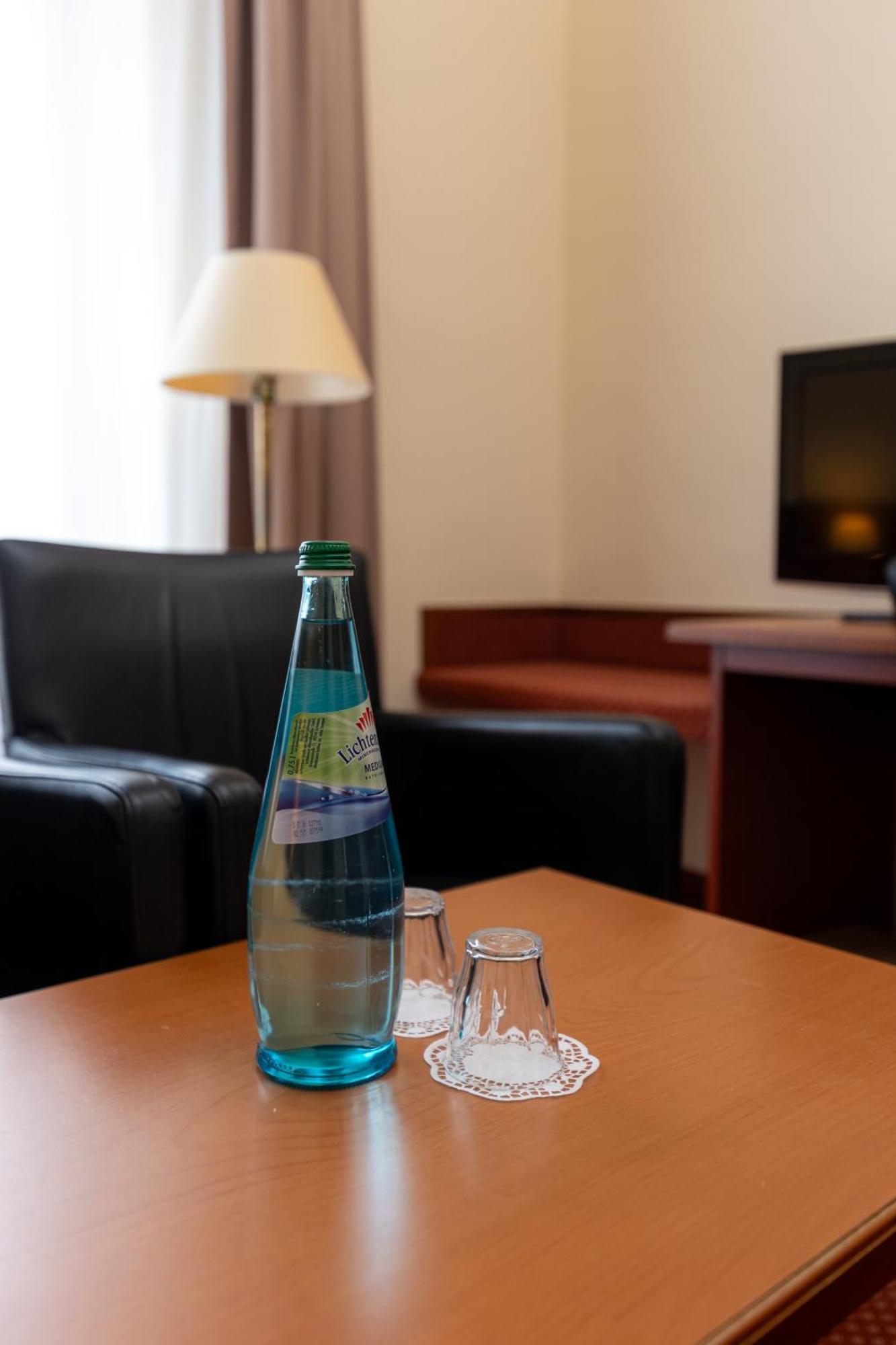 Akzent Hotel Am Goldenen Strauss Görlitz Exteriör bild