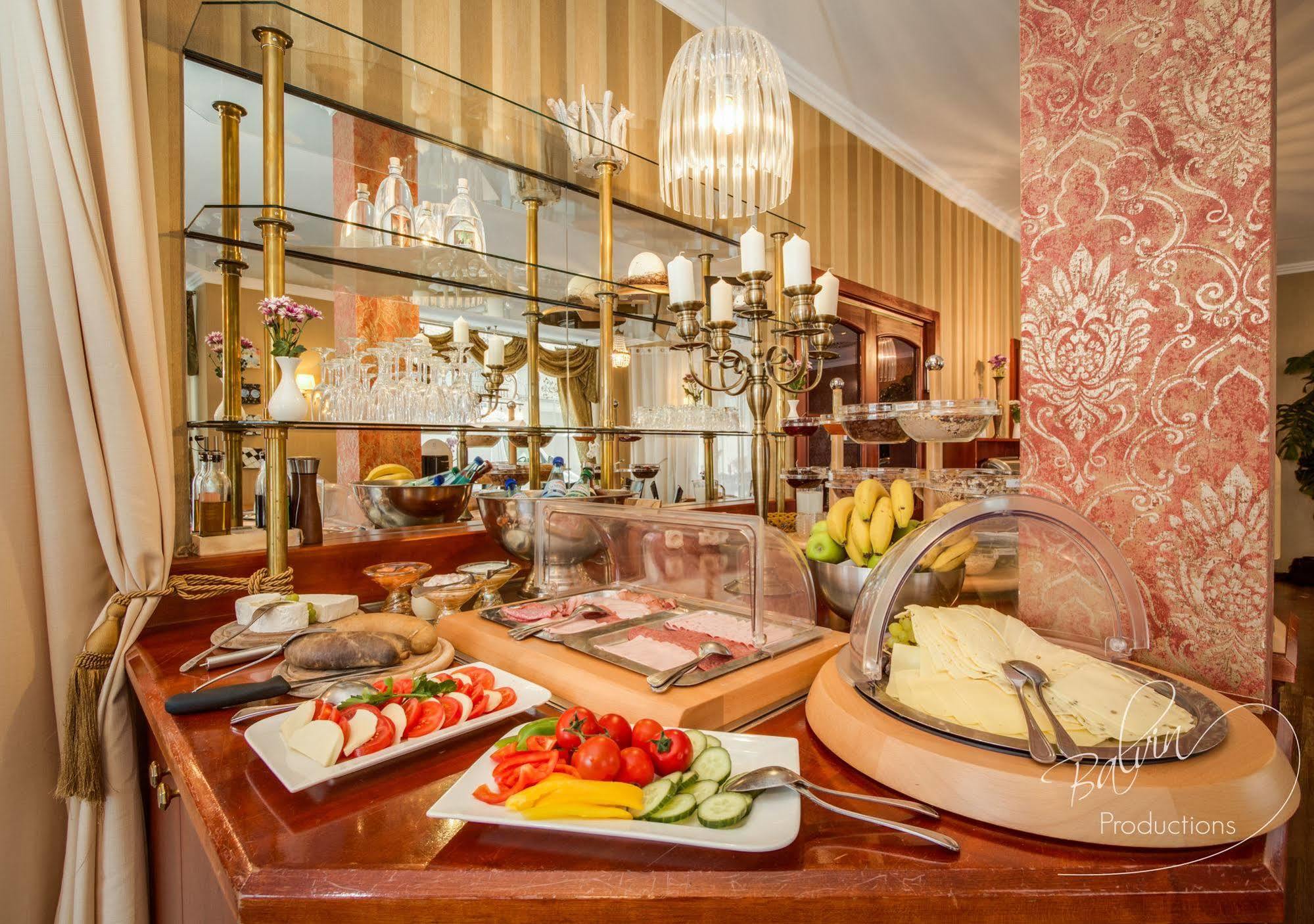 Akzent Hotel Am Goldenen Strauss Görlitz Exteriör bild